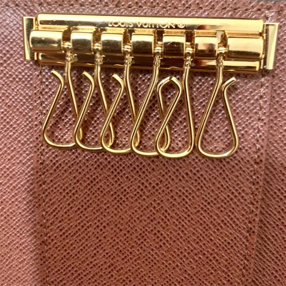 🆕💖❤️NWT Louis Vuitton Monogram 6 Key Holder - Picture 8 of 11